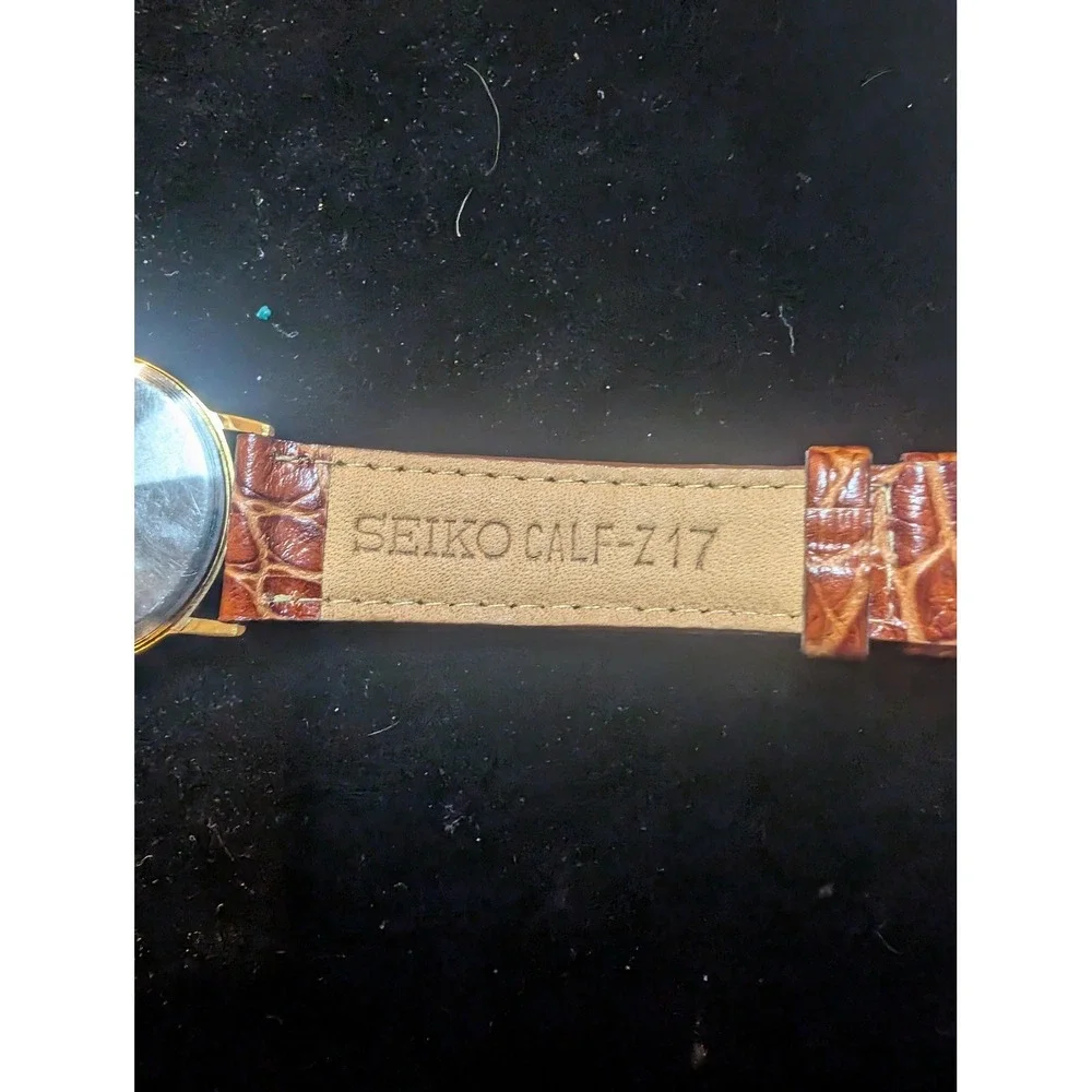 Seiko Quartz Womens Watch Gold Dial Brown Leather Band 5V80-7009 Vintage Runs
